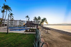 Vista Vallarta All Suites on the Beach