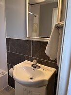 Knights Inn Midland, ON
