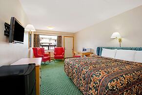 Knights Inn Midland, ON