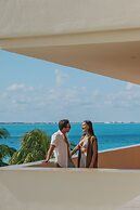 Ixchel Beach Hotel