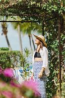 Ixchel Beach Hotel