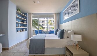 Ixchel Beach Hotel