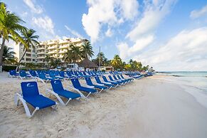 Ixchel Beach Hotel