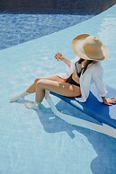 Ixchel Beach Hotel