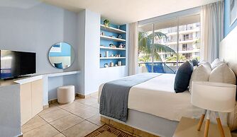 Ixchel Beach Hotel
