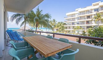 Ixchel Beach Hotel