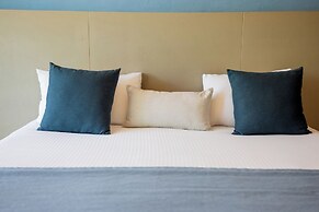Ixchel Beach Hotel