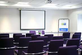 Holiday Inn Express Dunstable by IHG