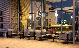 Park Inn by Radisson Oslo Airport Hotel West
