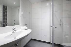 Park Inn by Radisson Oslo Airport Hotel West