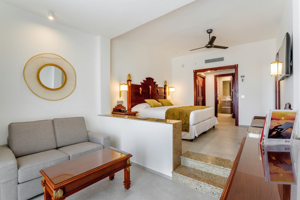 Hotel Riu Vallarta - All Inclusive