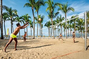 Hotel Riu Vallarta - All Inclusive