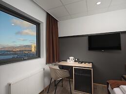 Hotel Cabin