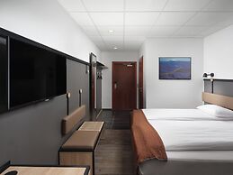 Hotel Cabin