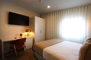 Hotel América