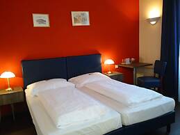 Hotel Pension Excellence