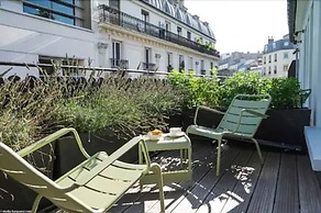 Max Hotel
