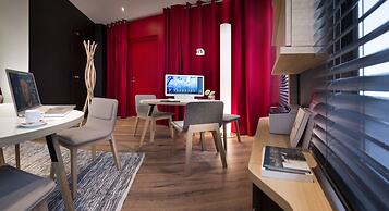 Max Hotel