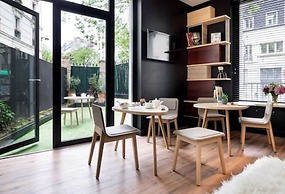 Max Hotel