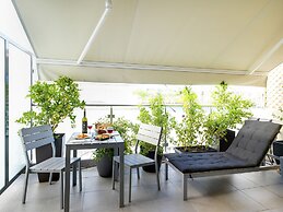 Phidias Piraeus Hotel