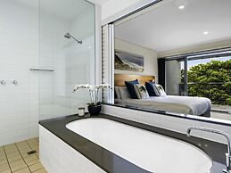 Pullman Magenta Shores Resort