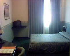 Pacific Hotel Airport
