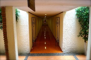 Hotel & Suites Villa del Sol