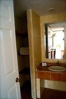 Hotel & Suites Villa del Sol