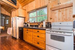 DiamondStone Guest Lodges