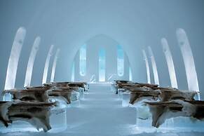 Ice Hotel