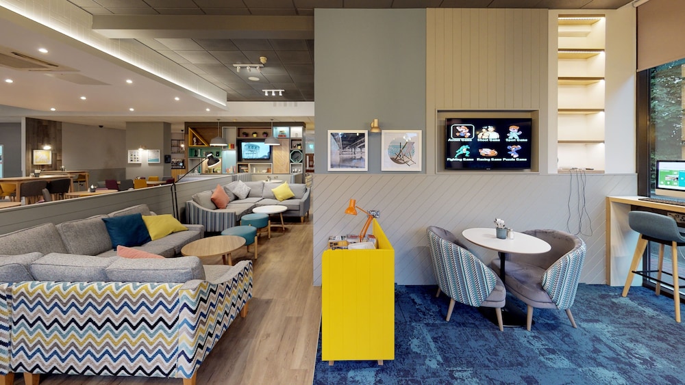 Holiday Inn Bournemouth by IHG
