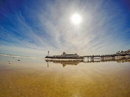 Holiday Inn Bournemouth by IHG