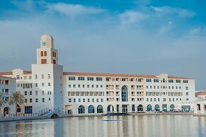 Millennium Lakeview Hotel