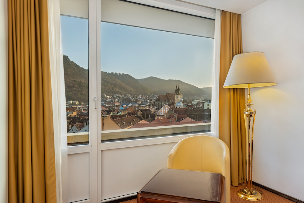 Aro Palace Hotel