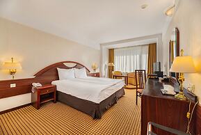 Aro Palace Hotel