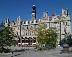 Quebecs Luxury Aparthotel