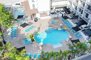 Barefoot Beach Club