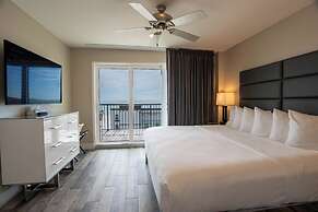 Barefoot Beach Club