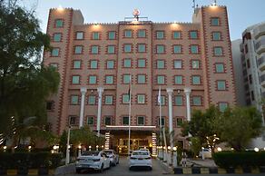 Ramee Guestline Hotel Qurum