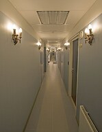 Mango Hotel
