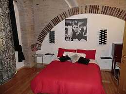 Caesar's Rooms