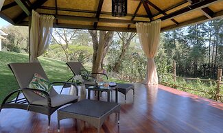Fairmont Mount Kenya Safari