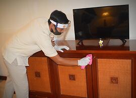 Grand Balisani Suites Hotel