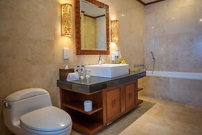Grand Balisani Suites Hotel