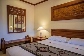 Grand Balisani Suites Hotel