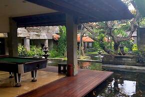 Grand Balisani Suites Hotel