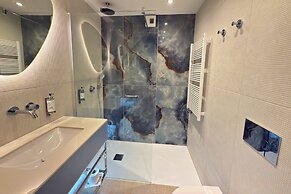 Hotel Zhong Hua