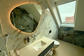 Hotel Zhong Hua