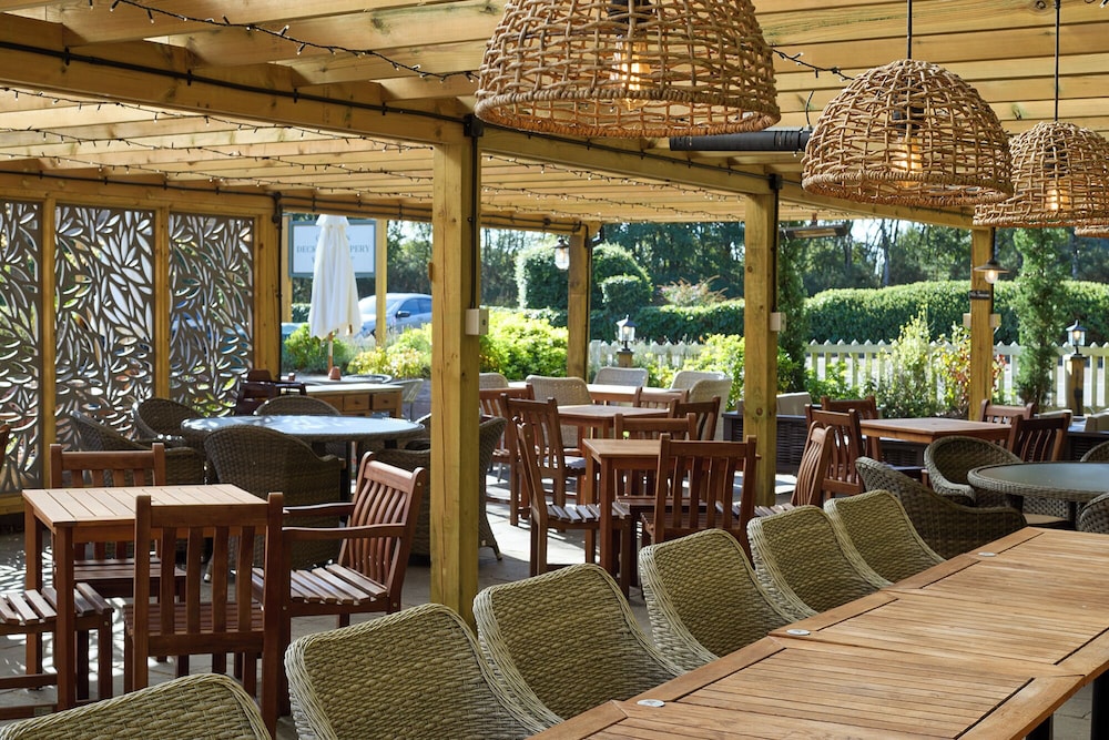 The Ely Hotel by Chef and Brewer Collection