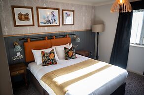 The Ely Hotel by Chef and Brewer Collection